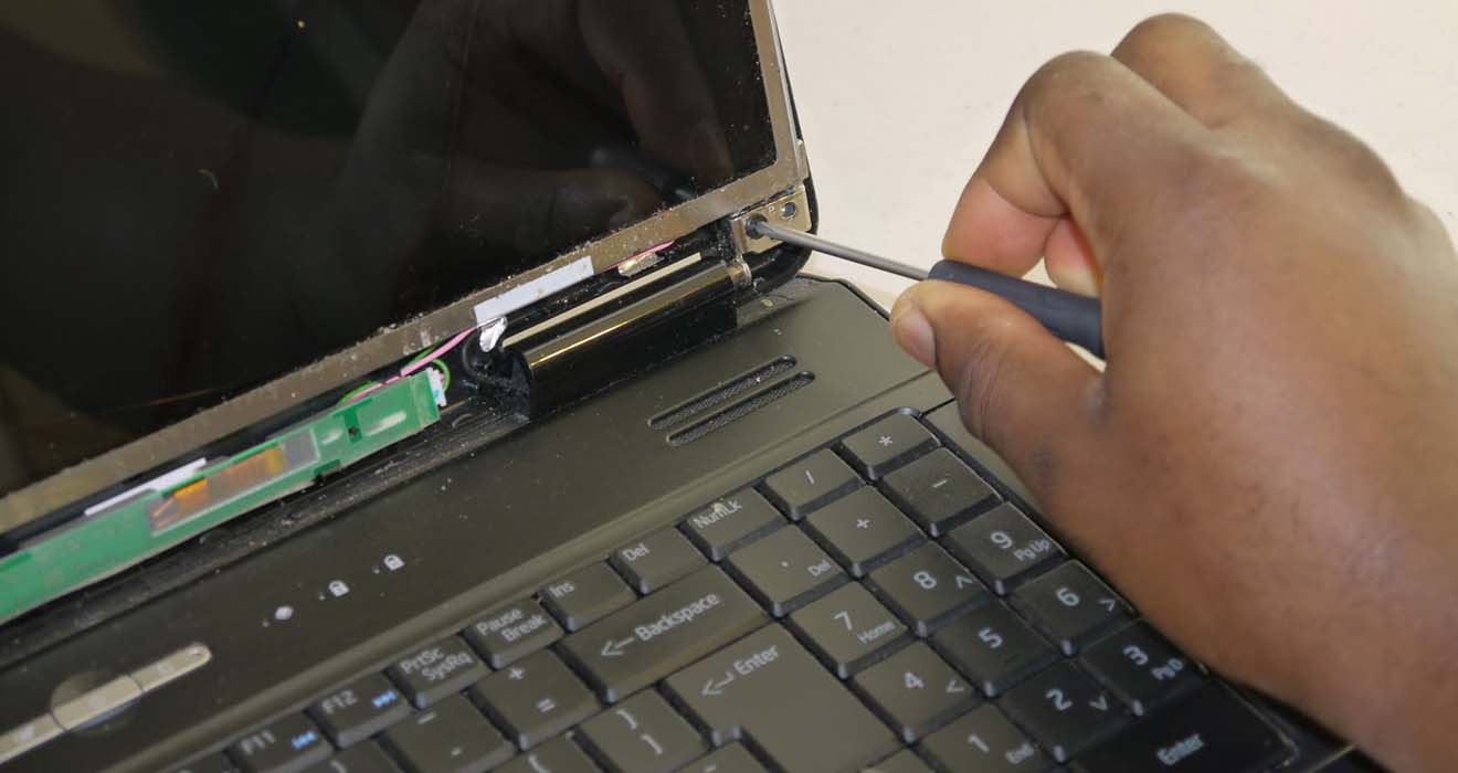 ремонт ноутбуков Emachines в Бронницах